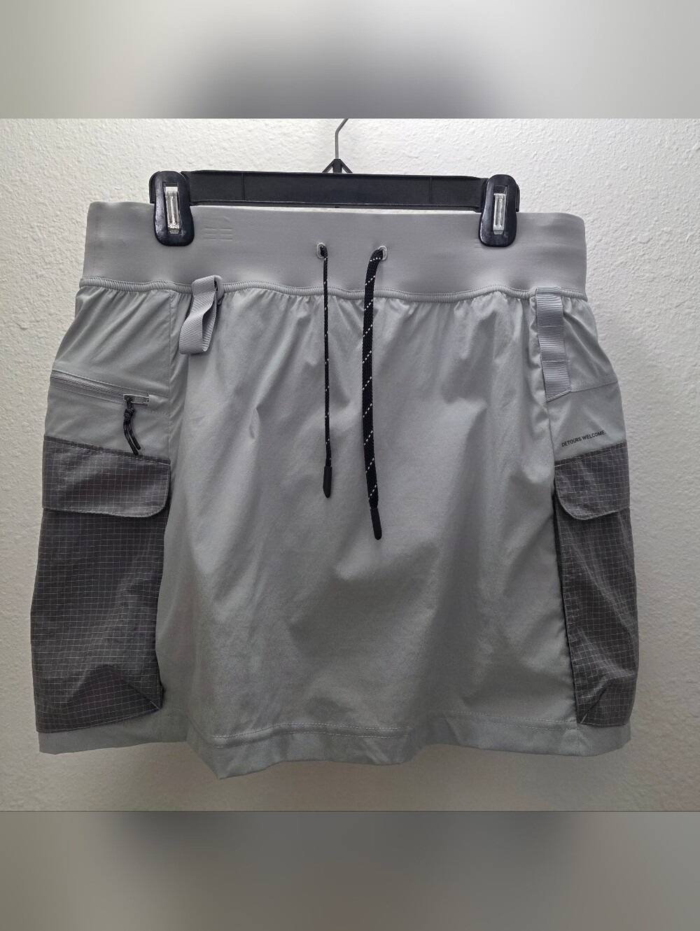 Lululemon Multipocket Hiking Skirt High Rise Size 12